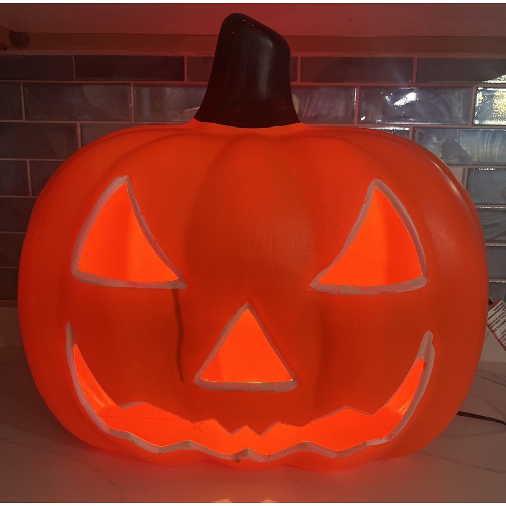 Vintage Large Gemmy Halloween Pumpkin Jack O' Lantern Light‎ Up Blow Mold   17" - Picture 3 of 12